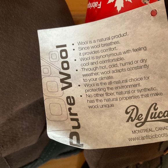 Winter boots size 38, NWT made in Canada - Picture 4 of 5